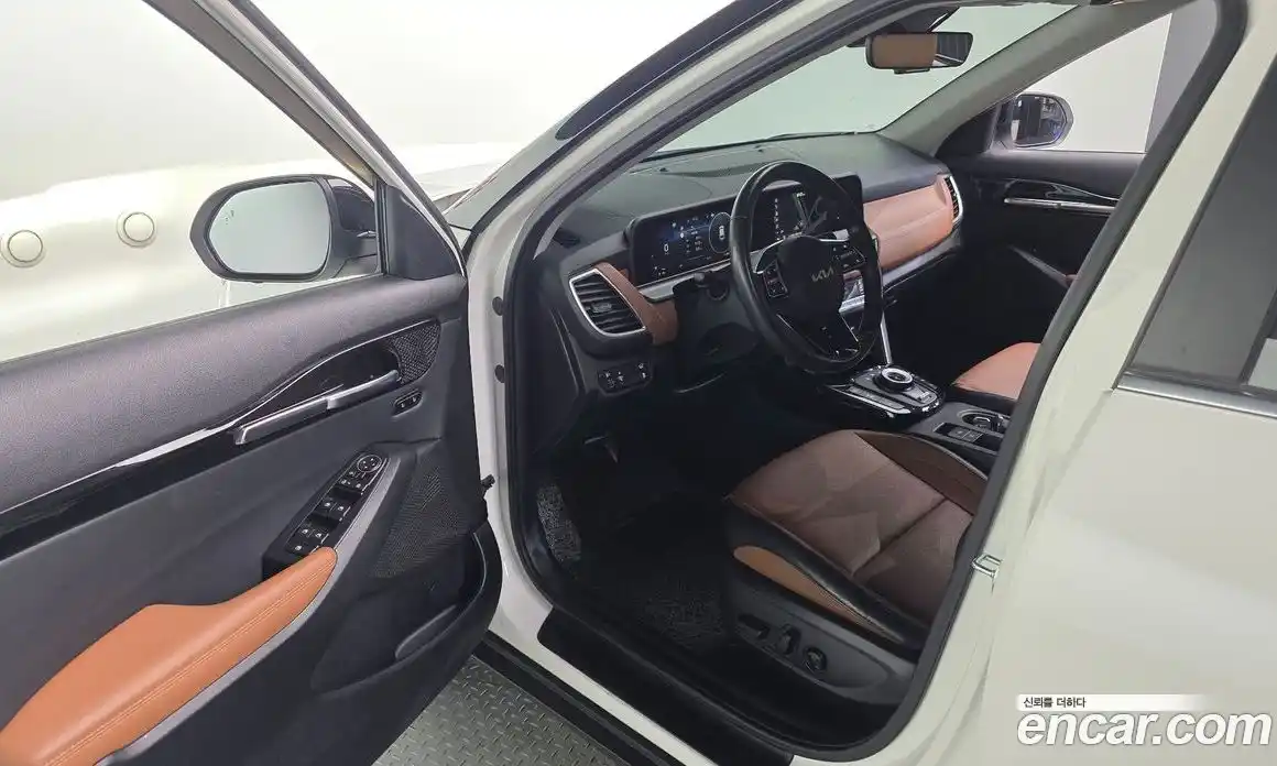 Kia Seltos 2023 1.6 автомат (гидро), фото 13