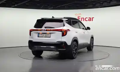 Kia Seltos 2023 1.6 автомат (гидро), миниатюра 2