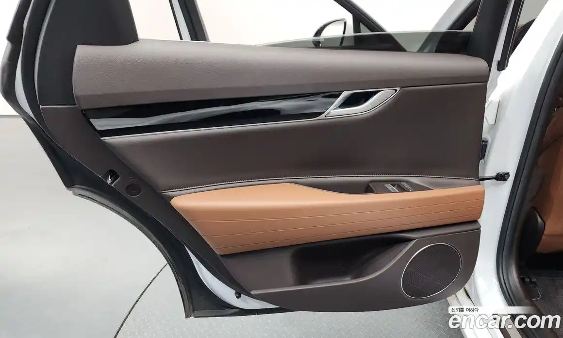 Genesis G80 2022 2.5 автомат (гидро), фото 15