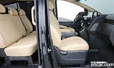 Hyundai Staria 2025 3.5 автомат (гидро), миниатюра 12
