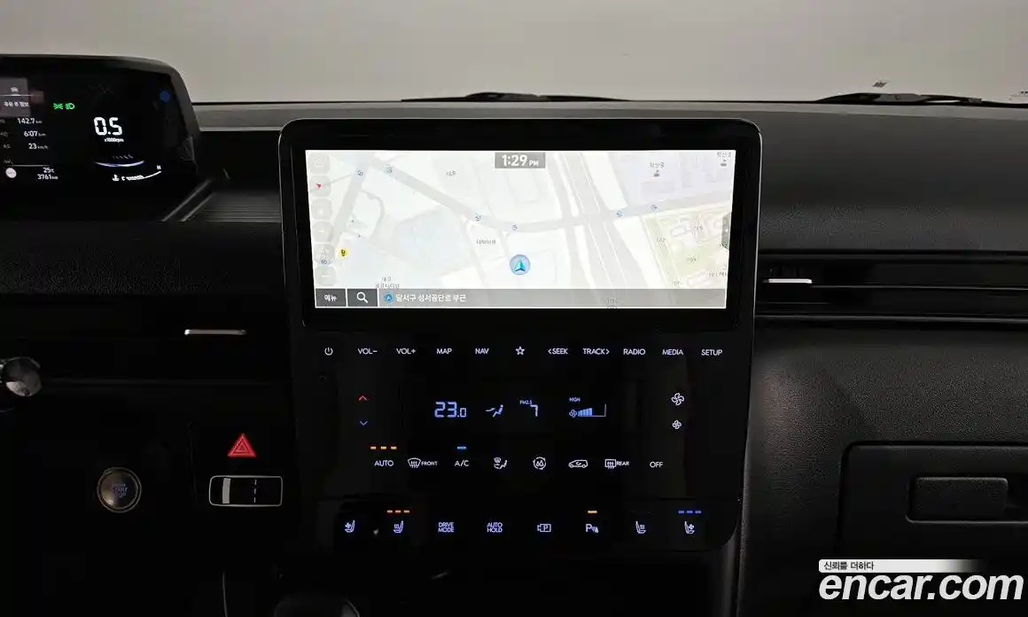 Hyundai Staria 2025 3.5 автомат (гидро), фото 13