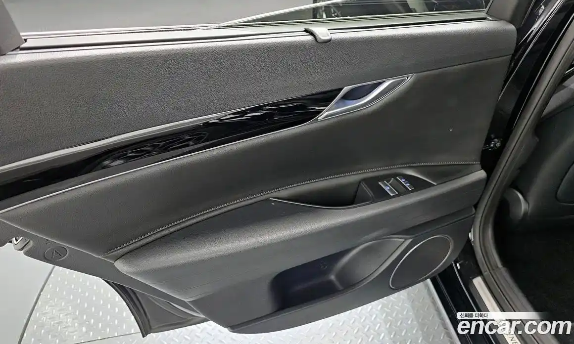 Genesis G80 2023 3.5 гидро, фото 15