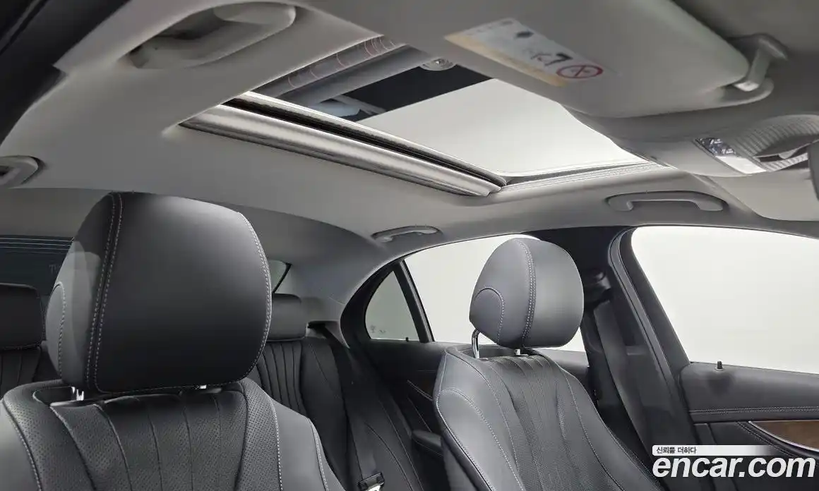 Mercedes-Benz E-Class 2020 2.0 гидро, фото 19