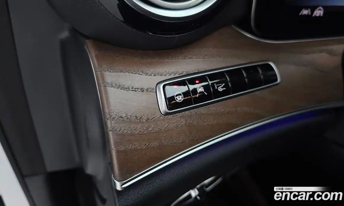 Mercedes-Benz E-Class 2020 2.0 гидро, фото 25