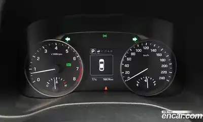 Hyundai Avante 2017 1.6 автомат (гидро), миниатюра 11
