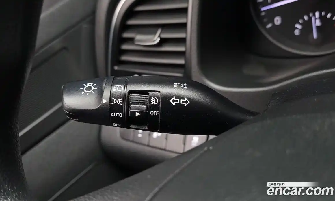 Hyundai Avante 2017 1.6 автомат (гидро), фото 29