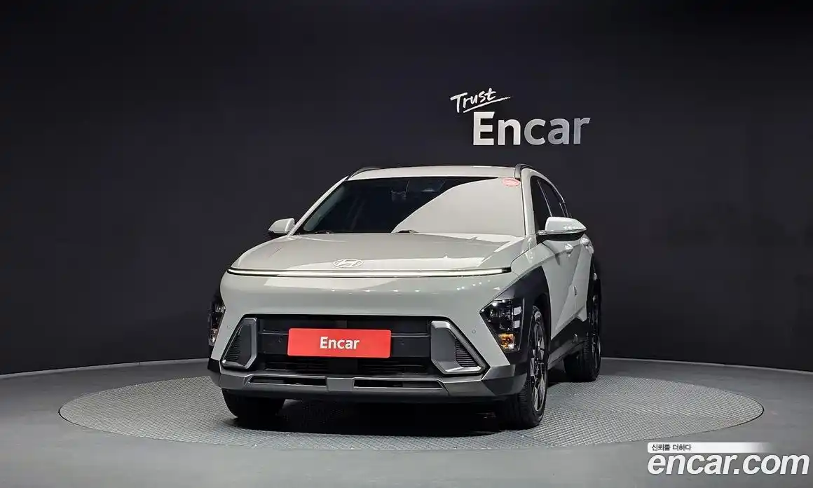 Hyundai Kona 2024 1.6 автомат (гидро), фото 3