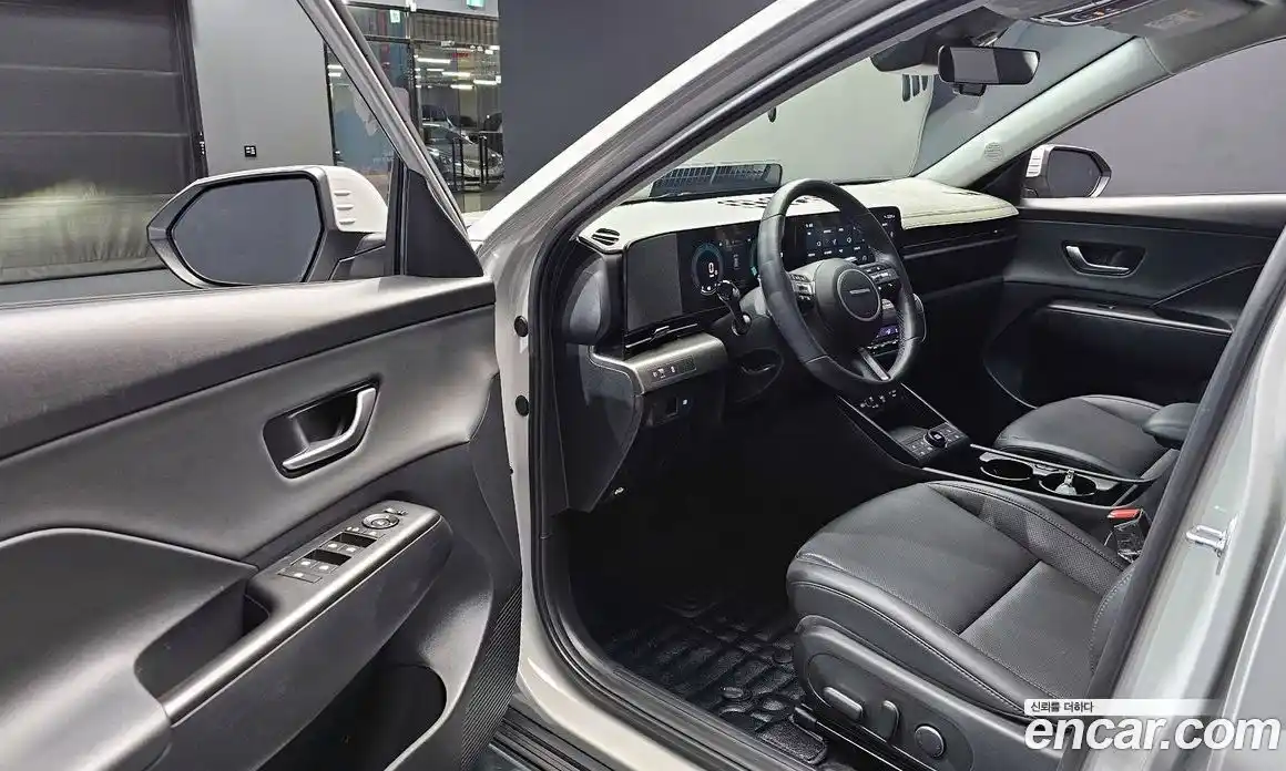 Hyundai Kona 2024 1.6 автомат (гидро), фото 10