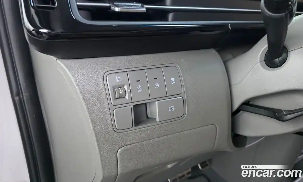 Hyundai Staria 2024 2.2 гидро, фото 27