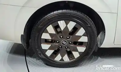 Hyundai Staria 2024 2.2 гидро, миниатюра 5