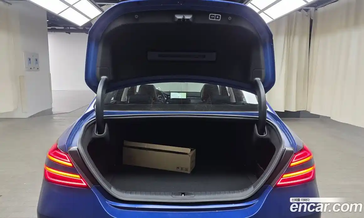 Genesis G70 2024 2.5 автомат (гидро), фото 26