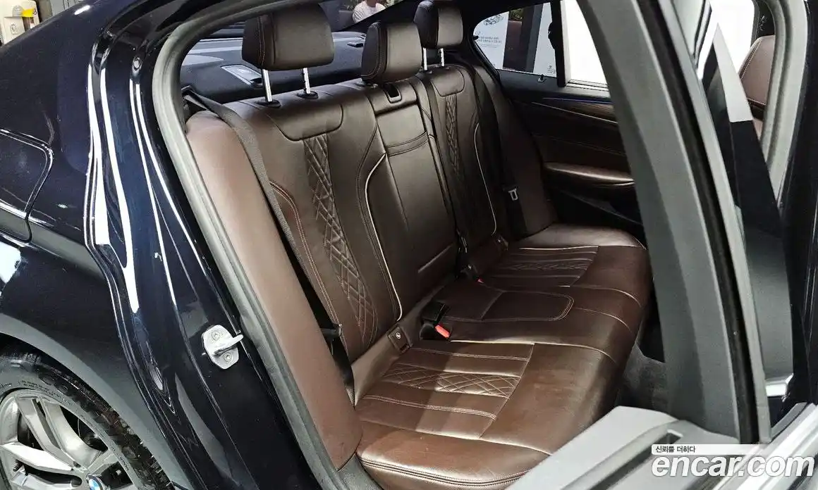 BMW 5 серия 2017 2.0 автомат (гидро), фото 16