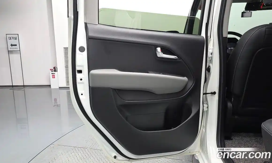 Kia Ray 2024 1.0 гидро, фото 14