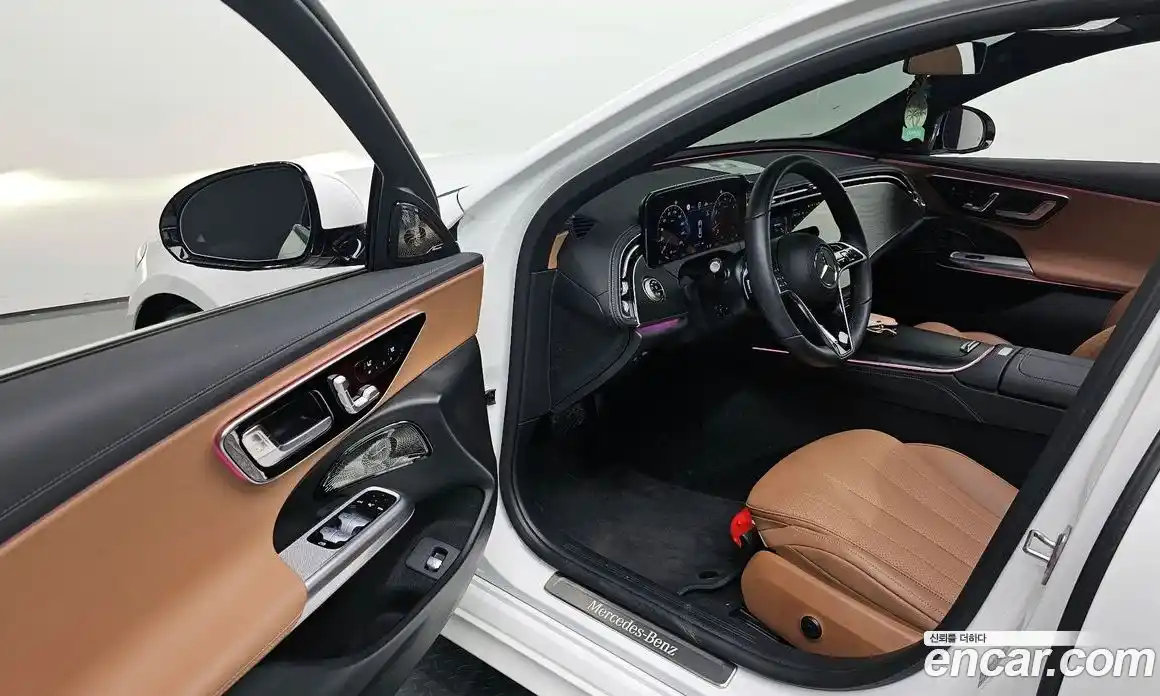 Mercedes-Benz E-Class 2025 2.0 гидро, фото 13