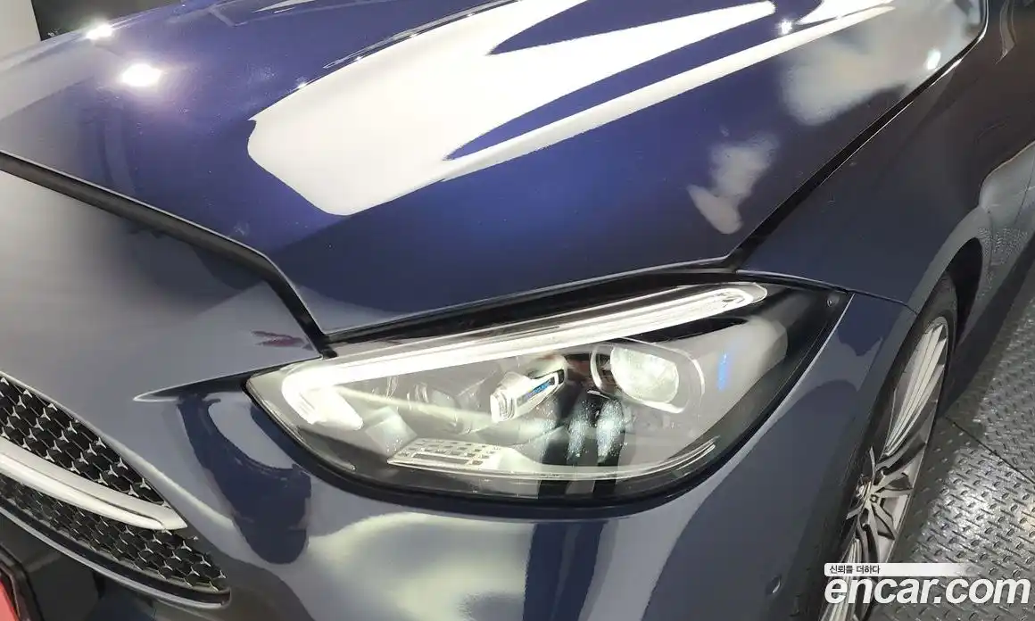 Mercedes-Benz C-Class 2024 2.0 гидро, фото 8