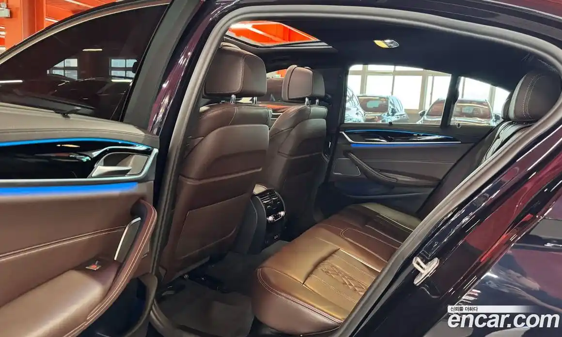 BMW 5-Series 2022 2.0 гидро, фото 17