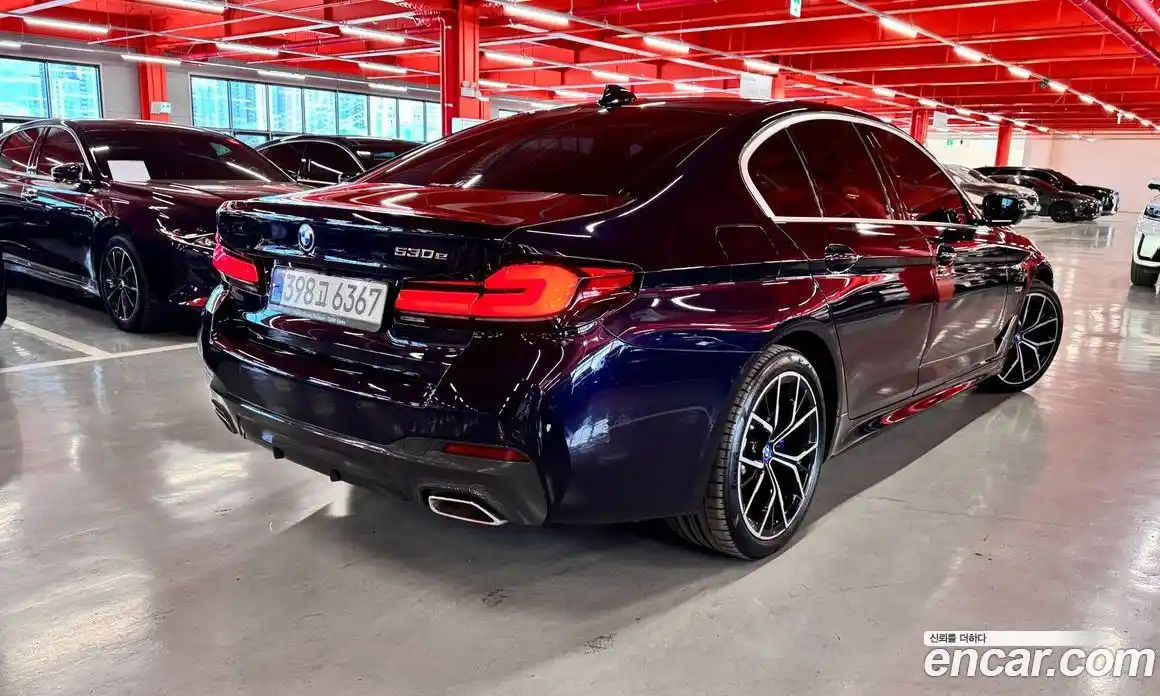 BMW 5-Series 2022 2.0 гидро, фото 3
