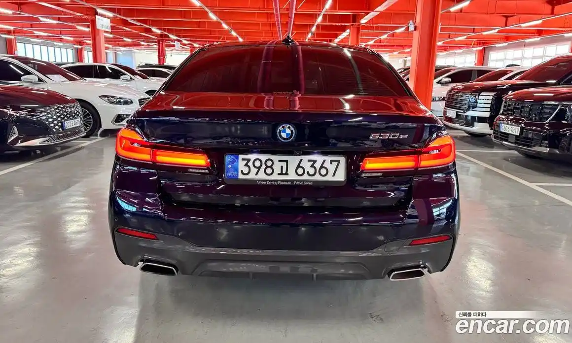 BMW 5-Series 2022 2.0 гидро, фото 4