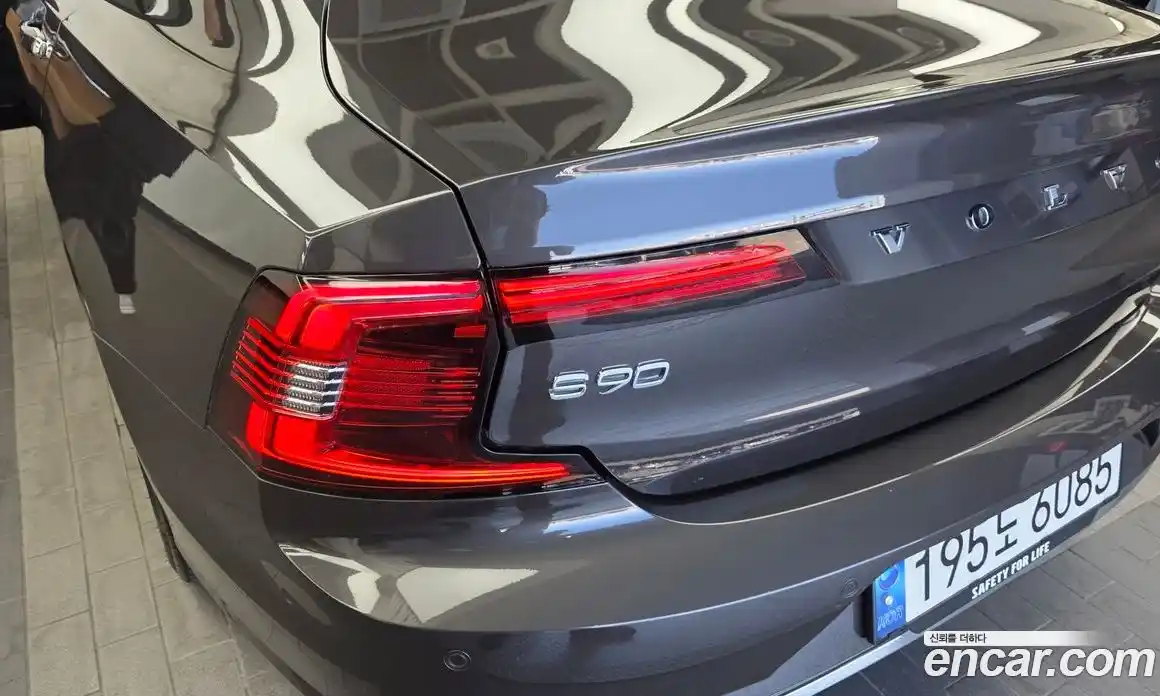 Volvo S90 2022 2.0 автомат (гидро), фото 9