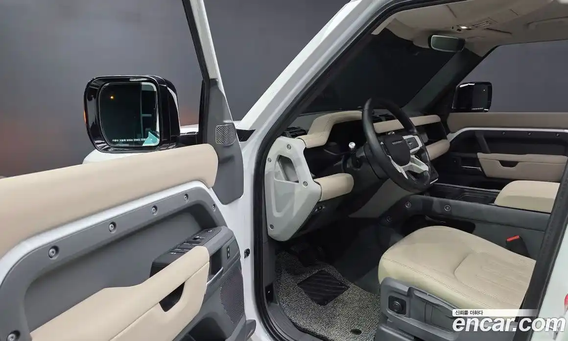 Land Rover Defender 2021 3.0 автомат (гидро), фото 13