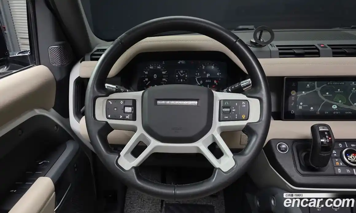 Land Rover Defender 2021 3.0 автомат (гидро), фото 19