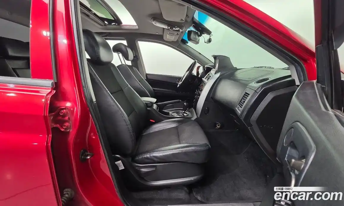 SsangYong Korando 2012 2.0 автомат (гидро), фото 13