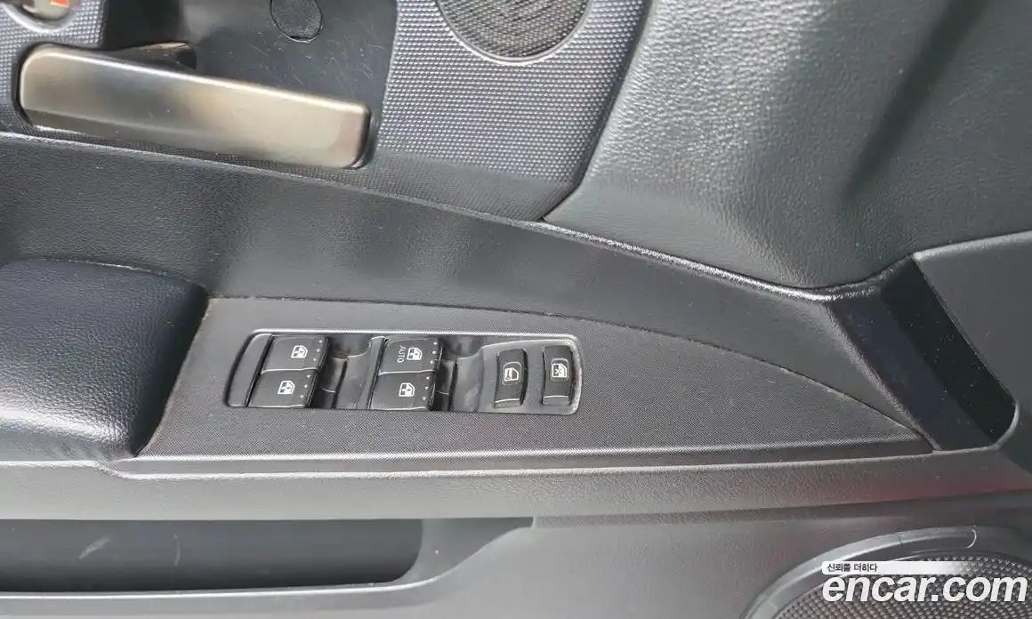 SsangYong Korando 2012 2.0 автомат (гидро), фото 18