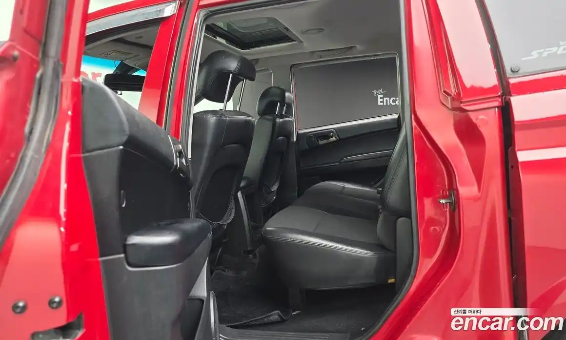 SsangYong Korando 2012 2.0 автомат (гидро), фото 26