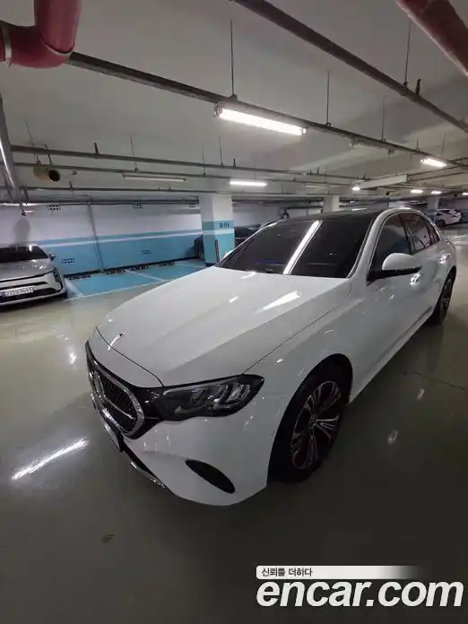 Mercedes-Benz E-Class 2025 2.0 гидро, фото 12