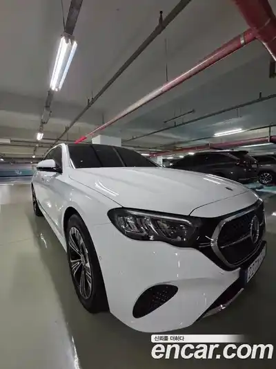 Mercedes-Benz E-Class 2025 2.0 гидро, миниатюра 7