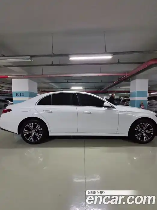 Mercedes-Benz E-Class 2025 2.0 гидро, фото 8