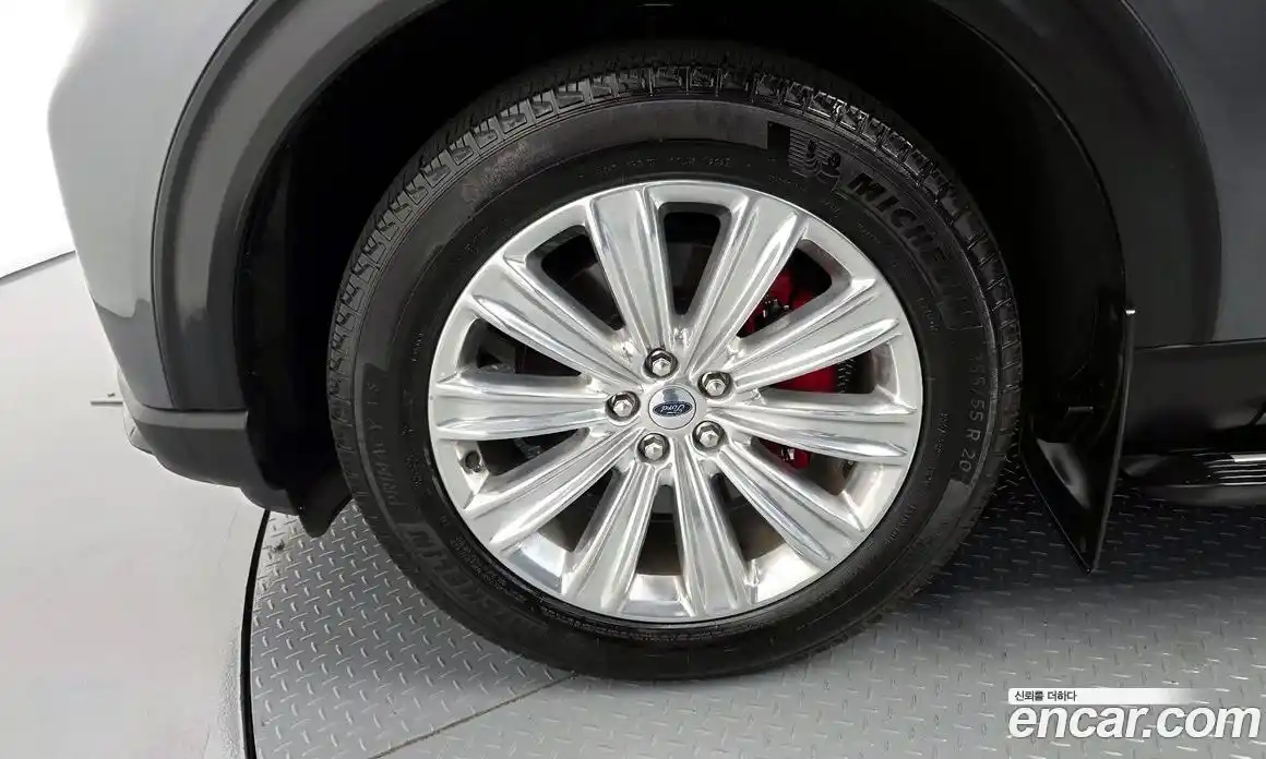 Ford Explorer 2024 2.3 автомат (гидро), фото 5