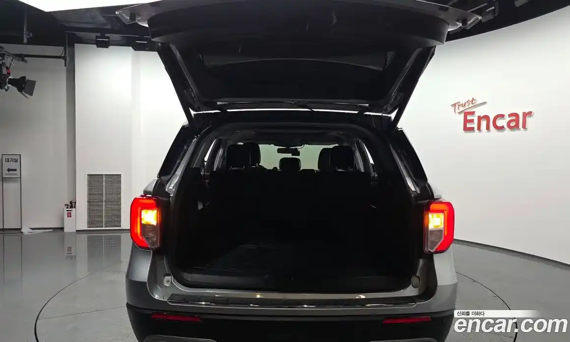 Ford Explorer 2020 2.3 автомат (гидро), фото 25
