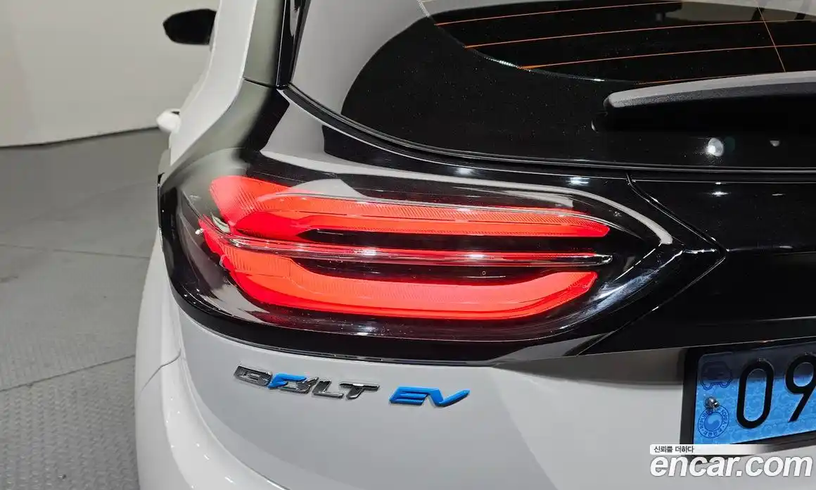 Chevrolet Bolt EV 2022 0.2 гидро, фото 9