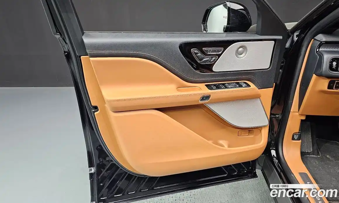 Lincoln Aviator 2025 3.0 гидро, фото 14