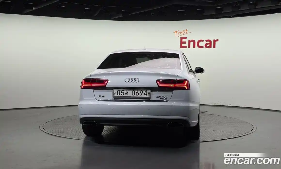Audi A6 2016 3.0 автомат (гидро), фото 4