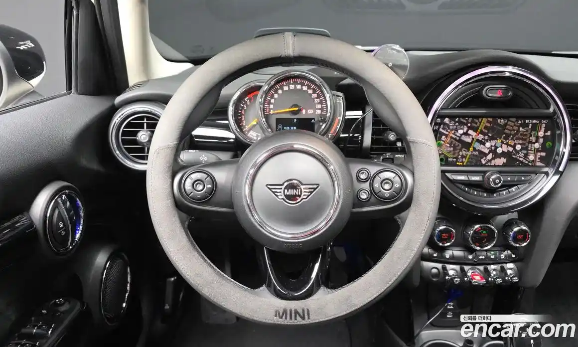 Mini Cooper 2020 1.5 автомат (гидро), фото 20