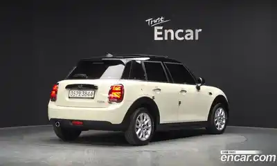 Mini Cooper 2020 1.5 автомат (гидро), миниатюра 2