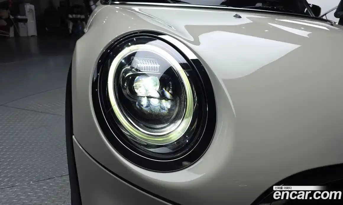Mini Cooper 2020 1.5 автомат (гидро), фото 26