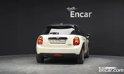 Mini Cooper 2020 1.5 автомат (гидро), миниатюра 4