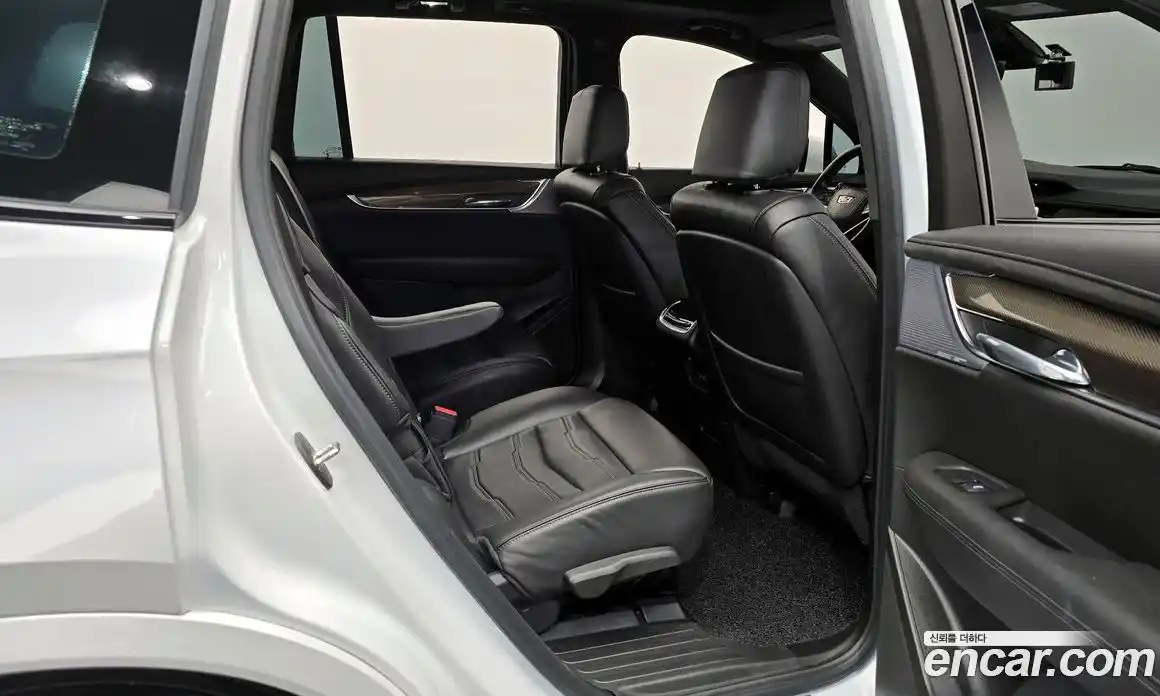 Cadillac XT6 2023 3.6 гидро, фото 11