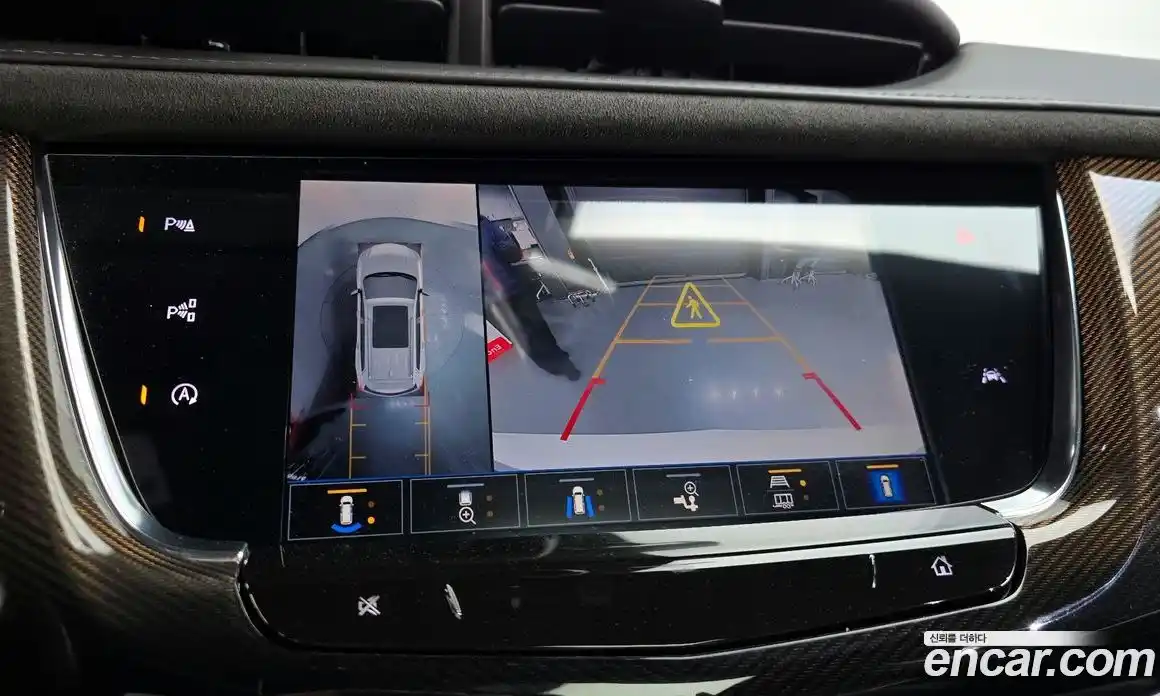 Cadillac XT6 2023 3.6 гидро, фото 14