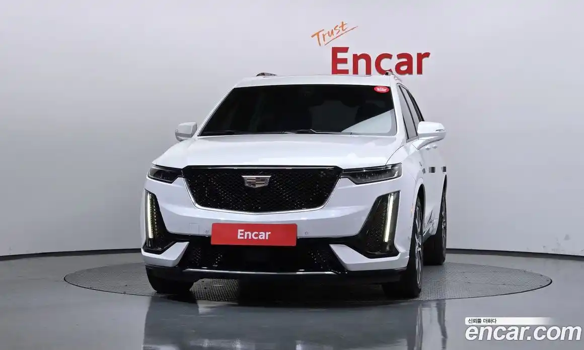 Cadillac XT6 2023 3.6 гидро, фото 3