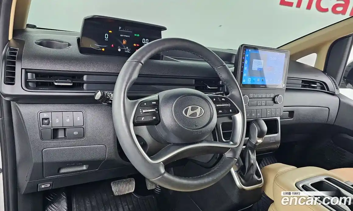 Hyundai Staria 2025 2.2 гидро, фото 12