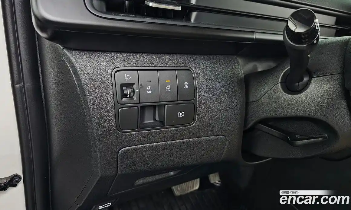 Hyundai Staria 2025 2.2 гидро, фото 16
