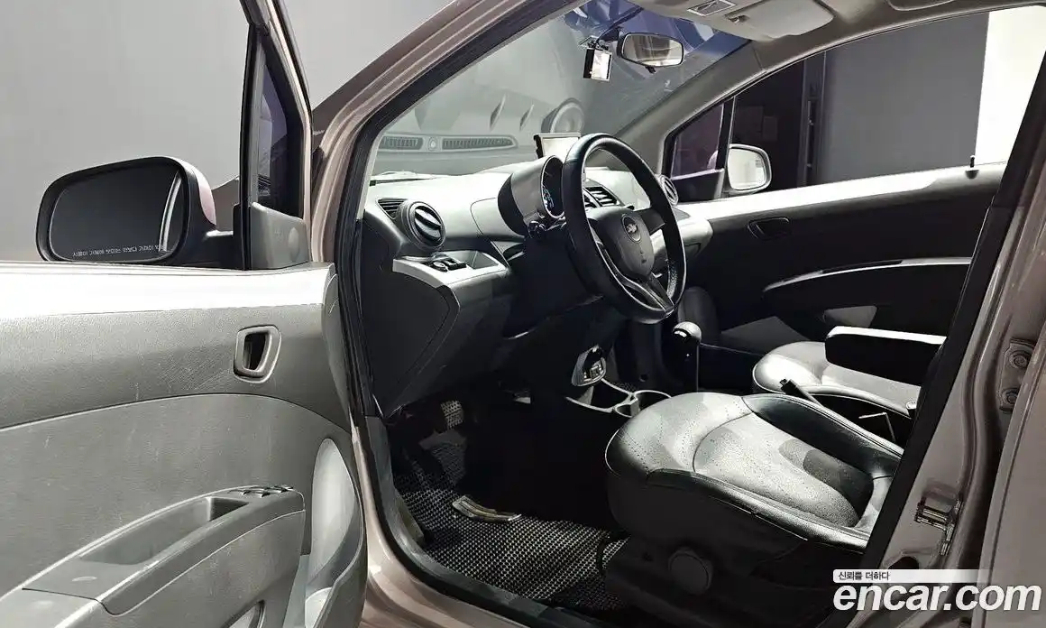 Chevrolet Spark 2013 1.0 автомат (гидро), фото 13
