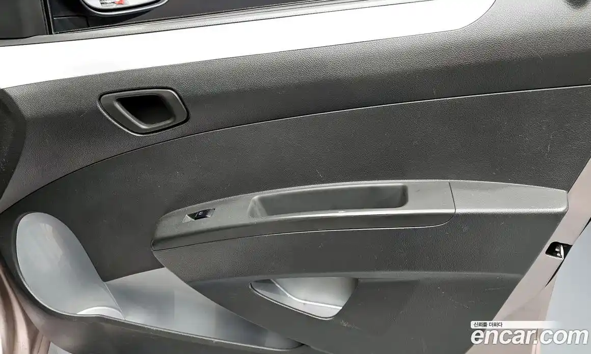 Chevrolet Spark 2013 1.0 автомат (гидро), фото 14