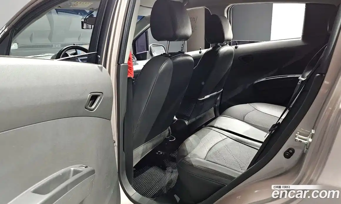 Chevrolet Spark 2013 1.0 автомат (гидро), фото 16