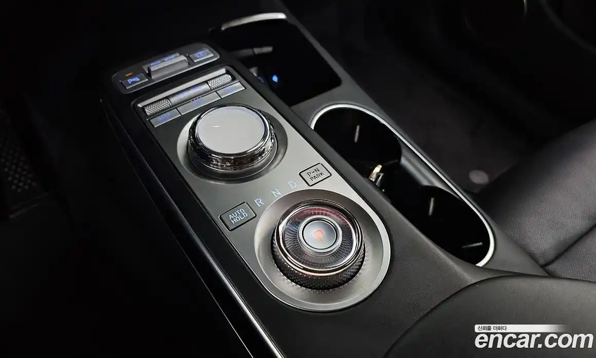 Genesis GV70 2021 2.5 гидро, фото 12