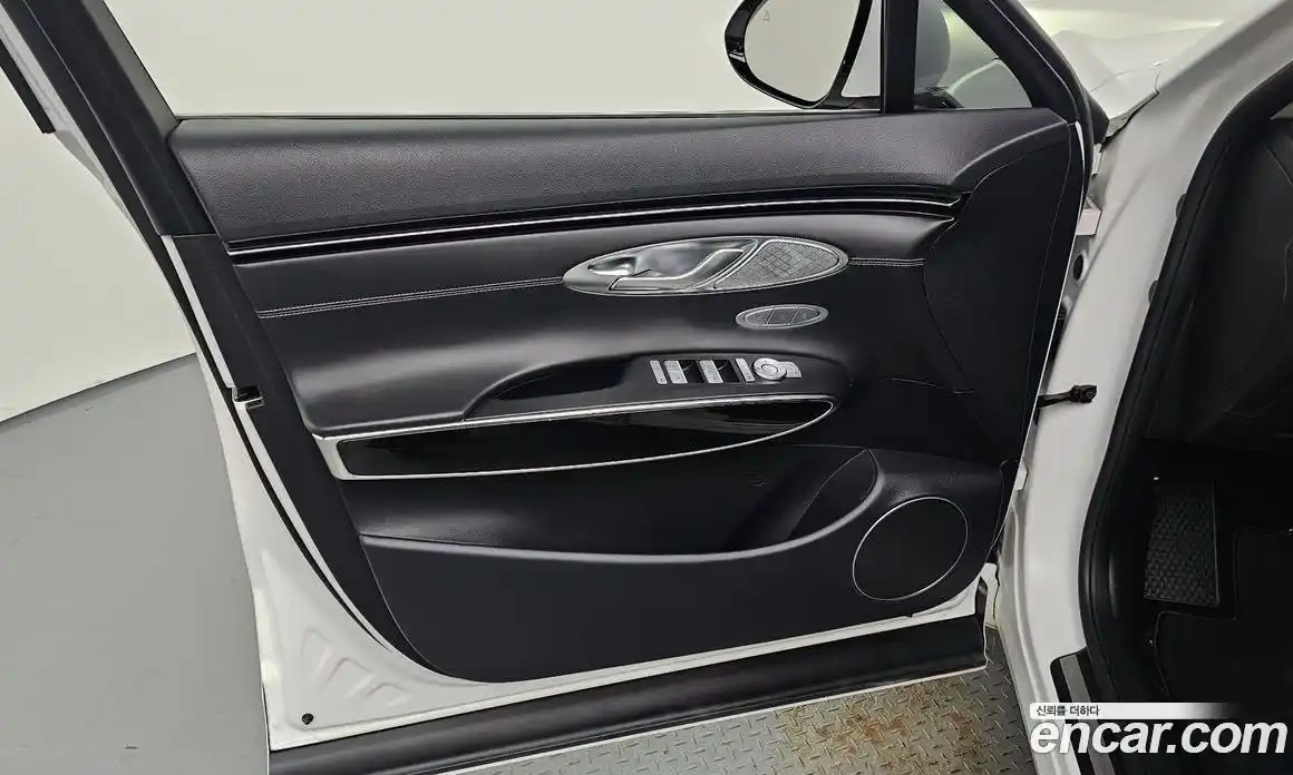 Genesis GV70 2021 2.5 гидро, фото 14